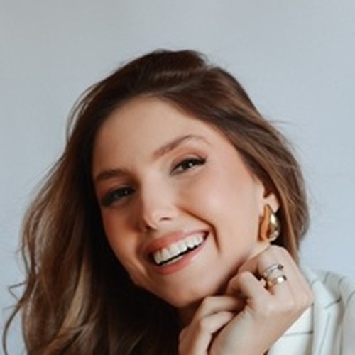 Dra. Amélia Carvalho